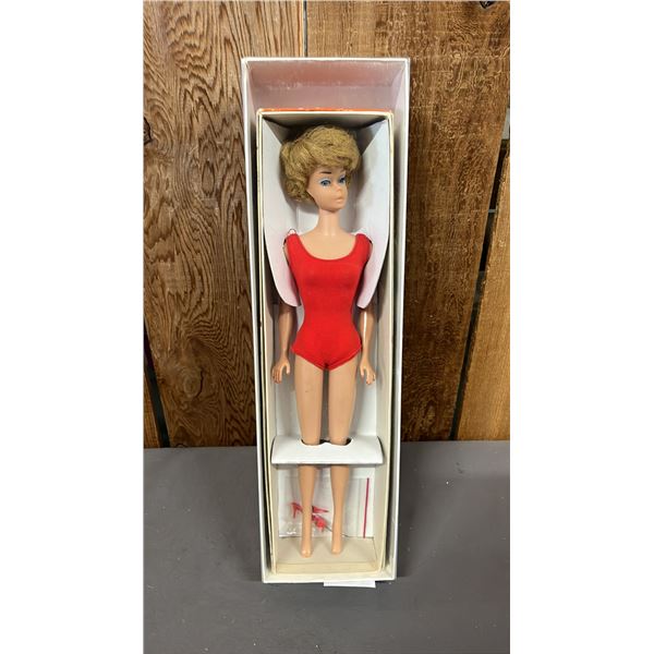 VINTAGE 1960S BUBBLE CUT BARBIE *IN ORIGINAL PRESENTATION BOX*