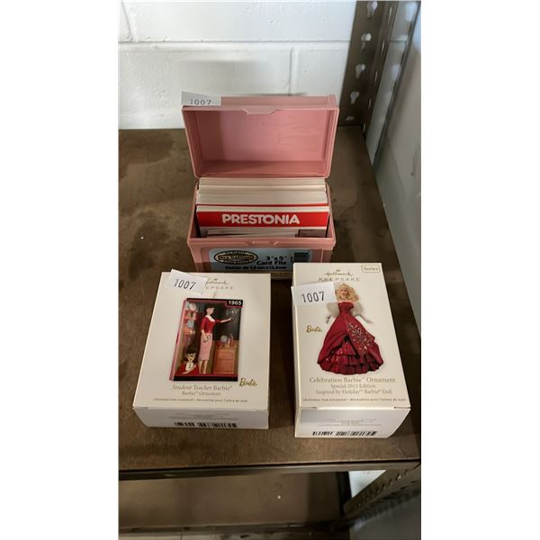 2 HALLMARK KEEPSAKES BARBIE ORNAMENTS & CARD FILE BOX WITH EMPTY FILE CARDS & VINTAGE BUSINESS CARDS