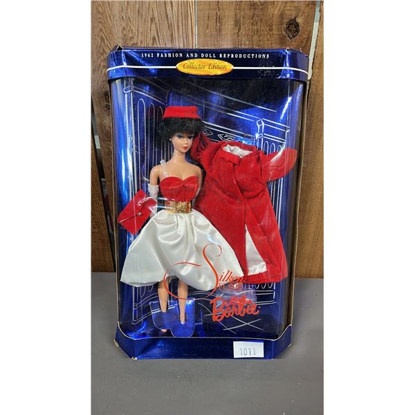 1997 VINTAGE SILKEN FLAME BARBIE: 1962 FASHION AND DOLL REPRODUCTION *IN ORIGINAL BOX*