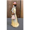 Image 4 : VINTAGE 1981 AVON MR. ALBEE PRESIDENT'S CLUB AWARD PORCELAIN FIGURINE