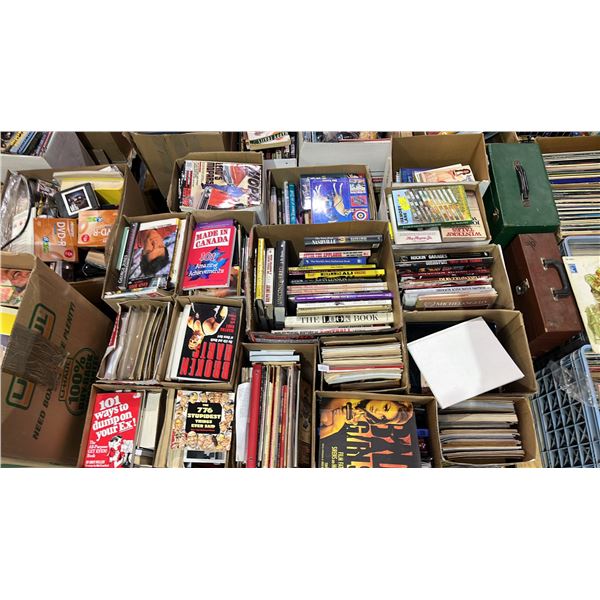 PALLET OF ASSORTED BOOKS