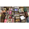 Image 1 : PALLET OF ASSORTED BOOKS