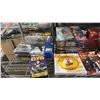 Image 2 : SHELF OF ASSORTED ELVIS PRESLEY COLLECTABLE ITEMS