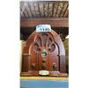 Image 1 : THOMAS COLLECTORS EDITION VINTAGE-STYLE CATHEDRAL WOODEN TABLETOP RADIO