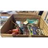 Image 3 : SHELF OF ASSORTED MERILYN MONROE COLLECTABLE ITEMS INCL. MUGS, TOY CAR, CARDS AND MORE