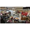 Image 1 : SHELF OF ASSORTED VINTAGE CLOCKS