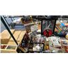Image 1 : SHELF OF ASSORTED ELVIS PRESLEY COLLECTABLE ITEMS INCL. CARDS, TINS, MAGZINES AND MORE