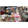 Image 1 : SHELF OF ASSORTED MERILYN MONROE COLLECTABLE ITEMS INCL. MUGS, TOY CAR, CARD AND MORE