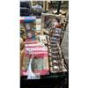 Image 3 : SHELF OF ASSORTED MERILYN MONROE COLLECTABLE ITEMS INCL. MUGS, TOY CAR, CARD AND MORE