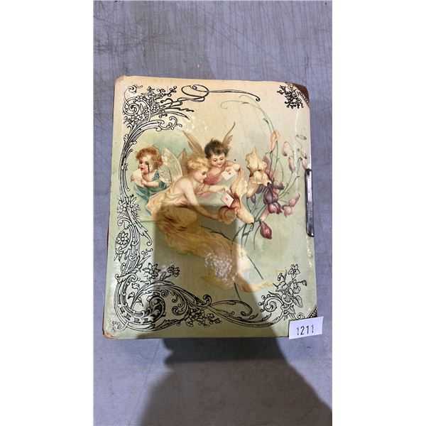 ANTIQUE ART NOUVEAU CELLULOID COVERED PHOTO ALBUM WITH PHOTOS: NO SIDE LATCH