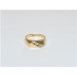 14k Gold Ring w/ 3 Diamonds