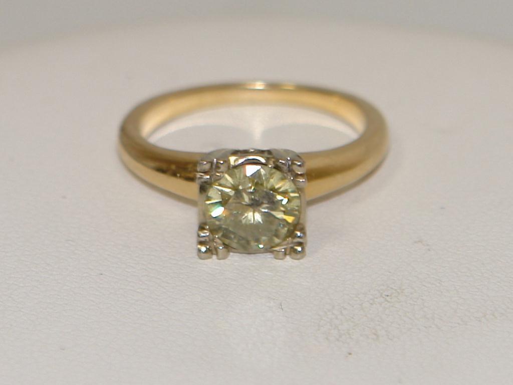 .75Ctw Diamond Solitaire Tiffany Setting Ring