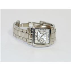 Gc Mother Of Pearl Dial Men's Watch