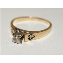 Diamonds Solitaire Hand Made Ladies Ring