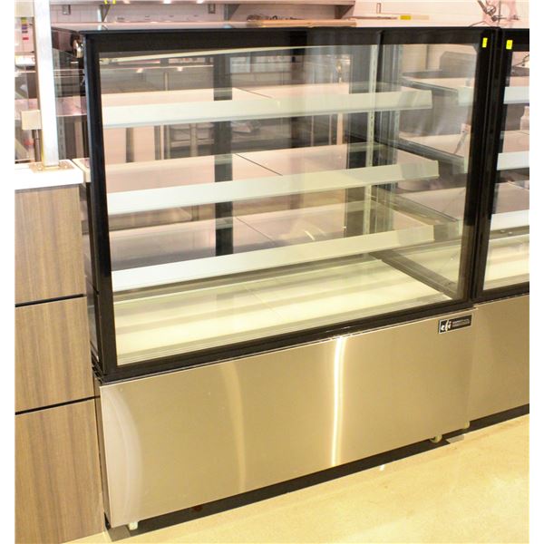 4' EFI CGSM-4956 REFRIGERATED GLASS DISPLAY CASE