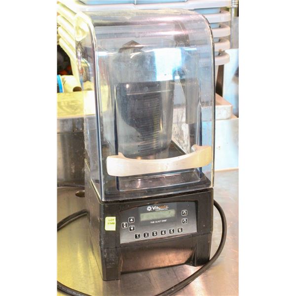 VITAMIX COMMERIAL BLENDER W/ SOUND CHAMBER - 1800W