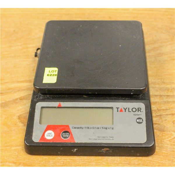 TAYLOR TE1CFT 11 LBS DIGITAL SCALE