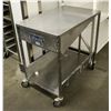 Image 1 : AVALON DONUT GLAZING TABLE