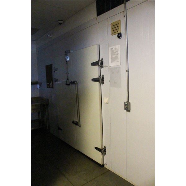 REMOTE PASS THROUGH WALK IN COOLER(2 DOOR)13' X 30