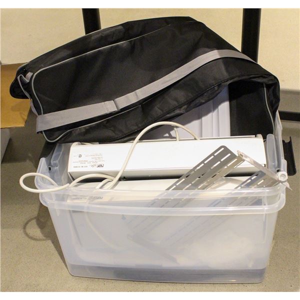 TOTE OF FLY TRAPS