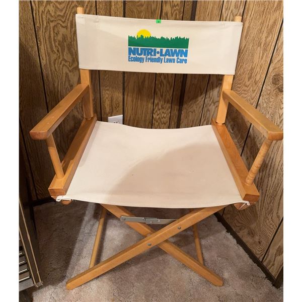 Nutri-Lawn Folding Canvas and Wood Director's Chair