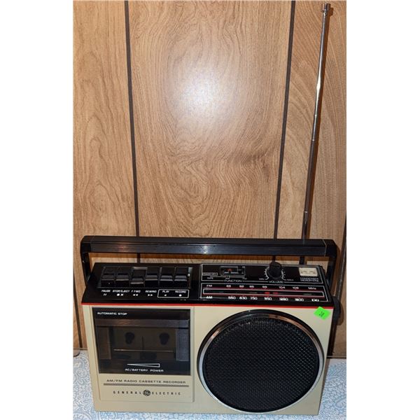 General Electric Model 3-5254A AM/FM Radio Cassette Recorder