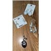 Image 1 : Costume Jewellery Lot: Bracelet, Two Earrings Sets, Engraved Pendant Necklace