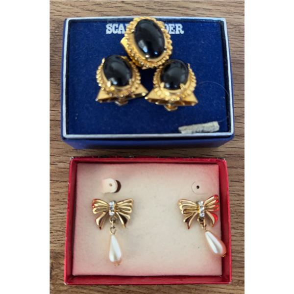  3 beautiful Gold Toned and Black Cabochon Scarf Holders With Pair of Simply Sweet Earrings