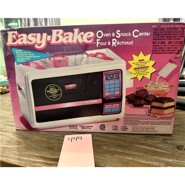 Vintage Easy-Bake Oven Snack Center 1993 Retro Hasbro Microwave Style Toy Box