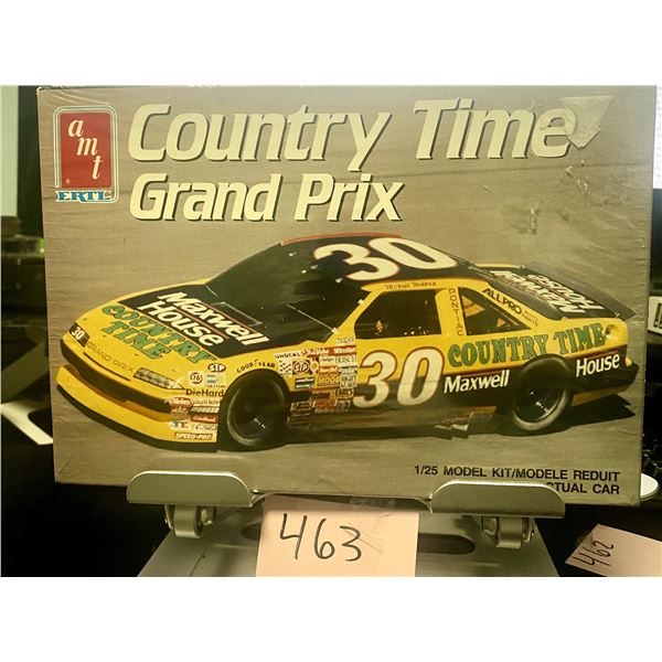 AMT ERTL Pontiac Grand Prix 1/25 Model Kit 6732 NASCAR Michael Waltrip #30 Vintage