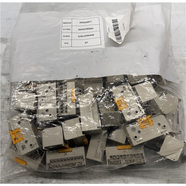 Lot of (37) Samwonact #XTB-COM20B Terminal Blocks