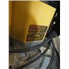 Image 3 : Dewalt Plunge Router  w/ Guide