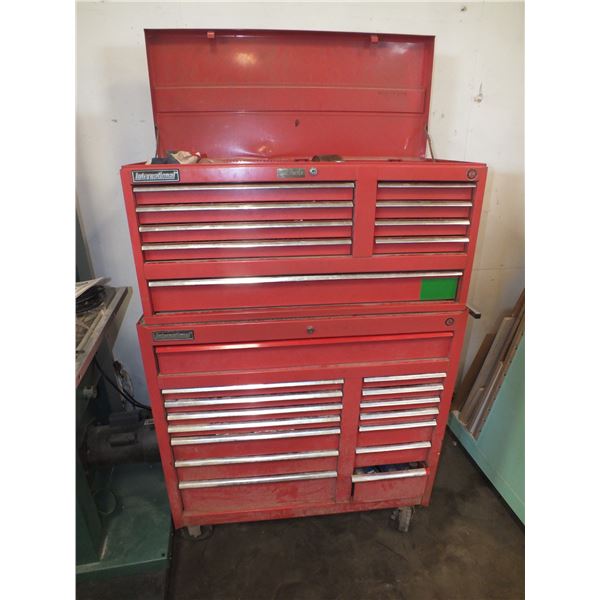 24 Drawer Tool Chest On Wheels Full Of Tools