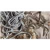 Image 5 : S1 Costume Jewelry A