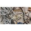 Image 9 : S1 Costume Jewelry A