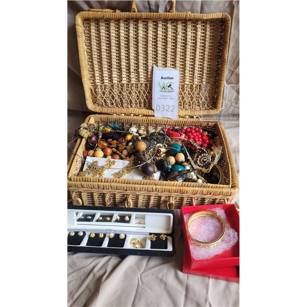 S1 Wicker Box With Costume Jewelry A