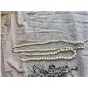 Image 2 : S1 Vintage Jewelry A