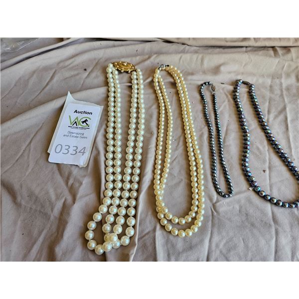 S1 Vintage Pearl Necklaces A