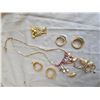 Image 2 : S1 Musical Jewelry Box & Jewelry A