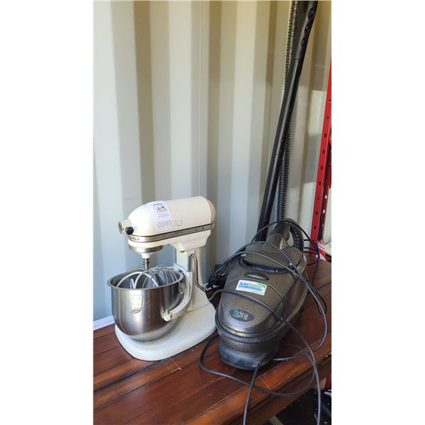 S2 Kitchenaid and Tri Star B
