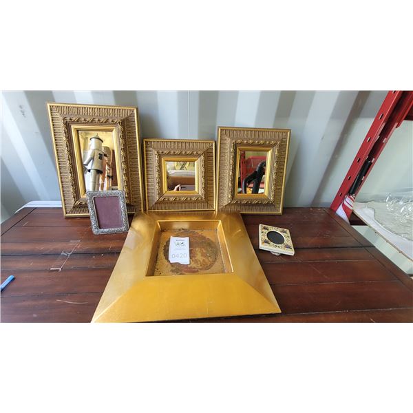 S2 Picture Frames A