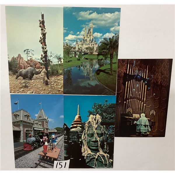 Disneyland & Disneyworld Postcards Approx. 60