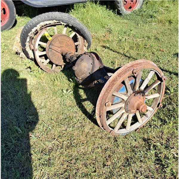 1914 -7 Passenger Studebaker Rear End And Transmission