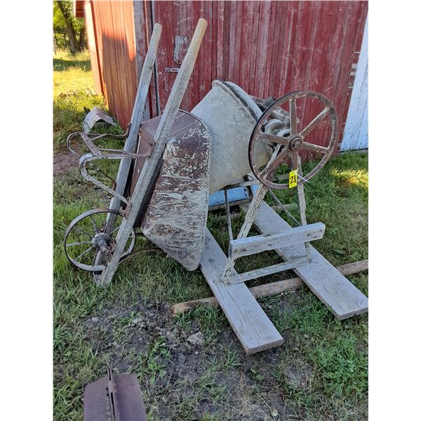 (4) Cement Mixer, Wheel Barrow, Bath Tub, Motor