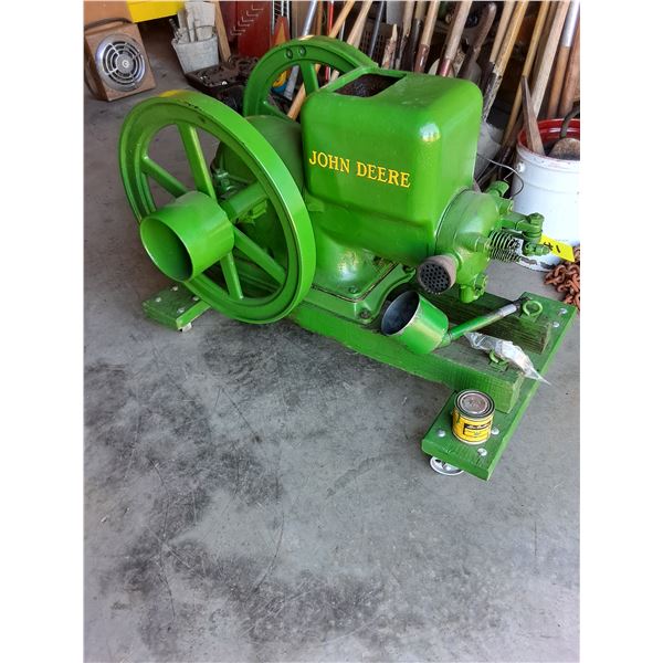 Vintage 1940 John Deere Stationery Engine, 3hp, New Pistons, Rings, Gas Tank- Running Condition