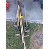 Image 2 : (6) Shovel/ Fork Handles