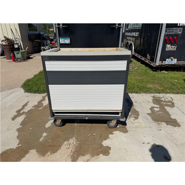 UTILITY ROLLING CART