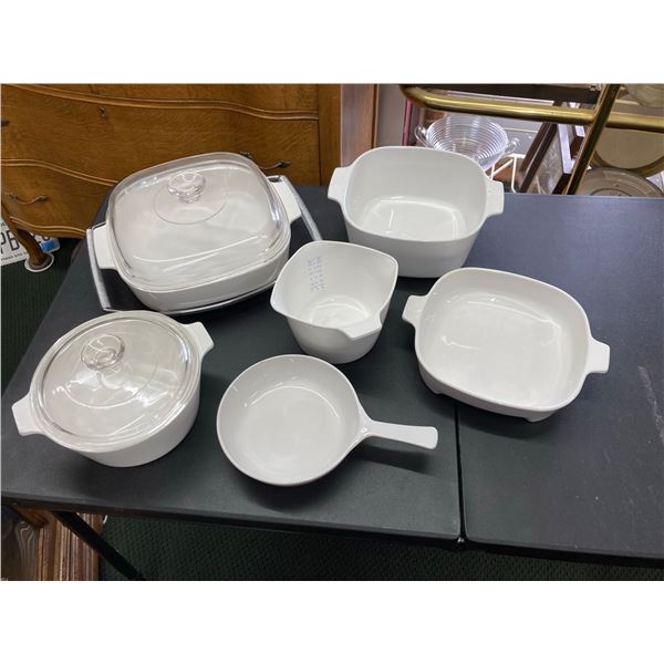 VINTAGE CORNINGWARE CASSEROLE DISHES AND A SKILLET