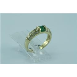 Genuine Diamond & Emerald Ring 14K Gold