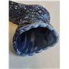 Image 3 : Fenton and Boyd Daisy and Button Glass Hairpin Boots